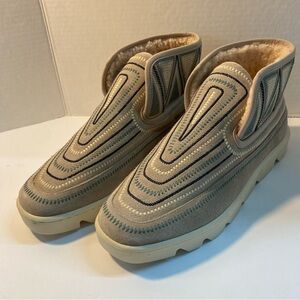 Bernardo Drea Shearling Lined Moc Bootie size 10 ladies